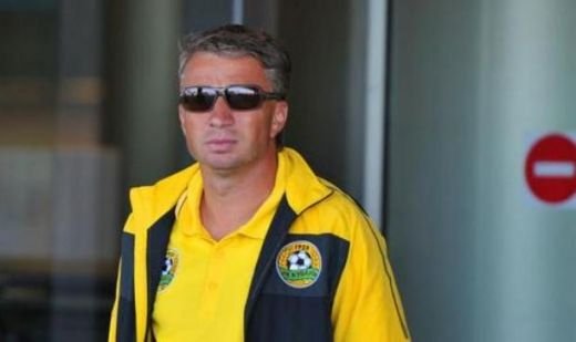 Caracatita Petrescu a anuntat CAMPIOANA din 2012! Cine ia titlul dupa Otelul :)