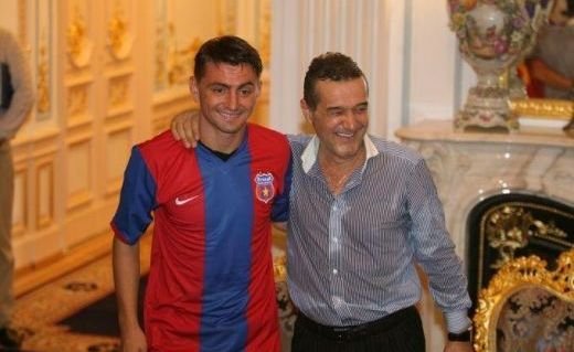 Surdu si-a luat ADIO de la Steaua! Ce DIALOG a avut cu Becali cand l-a sunat sa ii spuna ca pleaca la Rapid!