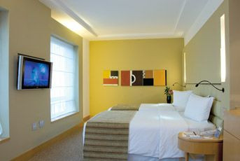 SUPER IMAGINI! Hotel cu heliport si lux total! Nationala sta langa Bill Clinton si primarul New Yorkului in al 7-lea oras din lume, cu 10 miliardari!_6