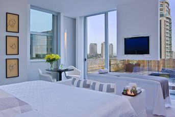 SUPER IMAGINI! Hotel cu heliport si lux total! Nationala sta langa Bill Clinton si primarul New Yorkului in al 7-lea oras din lume, cu 10 miliardari!_8