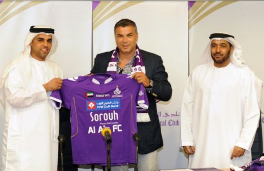 FOTO / Olaroiu a semnat pe 2 ani cu Al Ain: