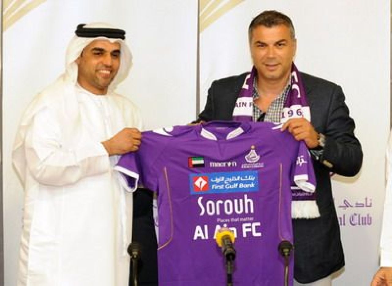 FOTO / Olaroiu a semnat pe 2 ani cu Al Ain: