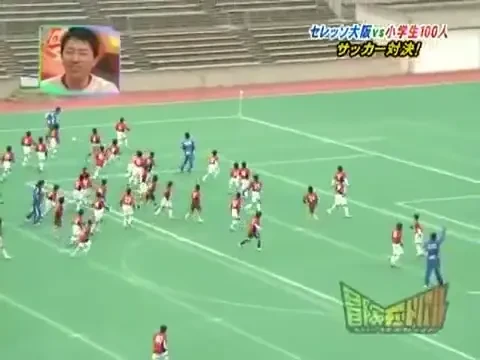 VIDEO FABULOS! Prima echipa care o UCIDE pe Barcelona! Cum arata un meci 11 contra 40!! :))