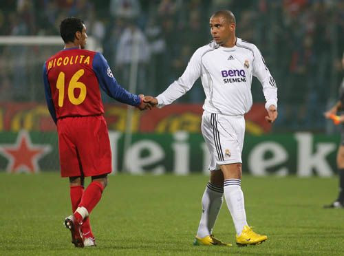 Stelistul caruia i-a fost FURATA sansa de a juca iar cu Ronaldo. De ce NU TREBUIA sa lipseasca Banel de la meciul de retragere al FENOMENULUI :)