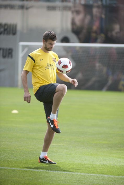 Pique ii calca pe urme lui Ronaldo! A facut primul antrenament in ghetele care au influentat 17 ani de fotbal! FOTO:_4