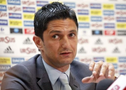 ACUM LIVE VIDEO: Prezentarea lui Razvan Lucescu la Rapid