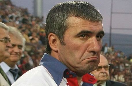Ultimele ore pentru un raspuns oficial! Ce sanse sunt ca Hagi sa accepte postul de selectioner!