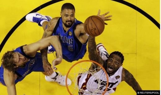 Dallas Mavericks a castigat primul titlu de campioana NBA din istorie! Ce nebunie a fost acolo! FOTO_4