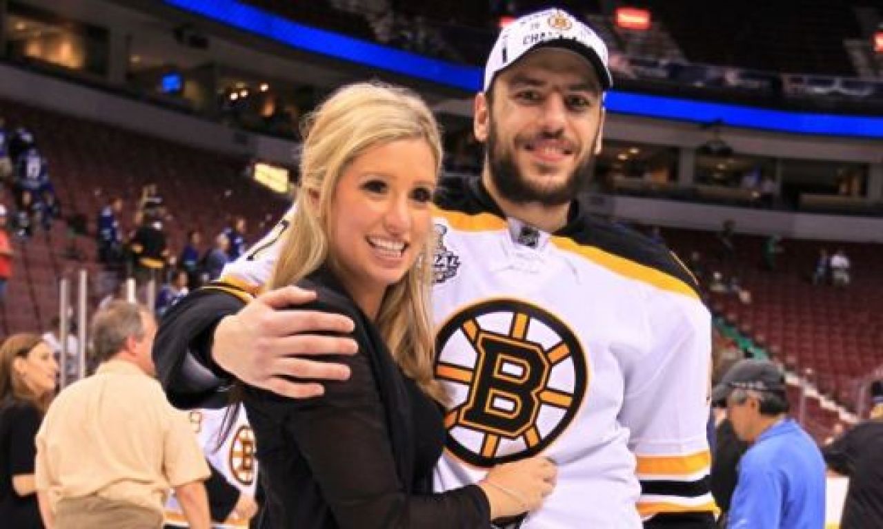 IMAGINI INCREDIBILE! Fanii au devastat strazile dupa ce au pierdut finala NHL! Nebunia dupa ce Boston a luat Stanley Cup!_13