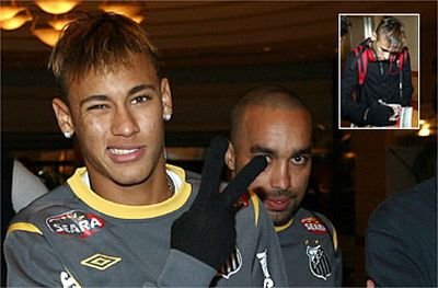 Neymar vs. Messi! Scenariul care il bantuie pe Mourinho si suma MINIMA ceruta de Santos!