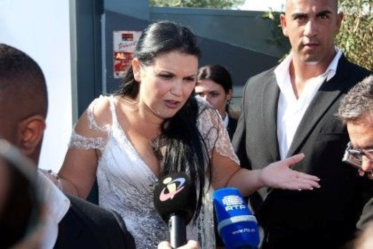 Cel mai tare dribling al lui Ronaldo pe anul asta! A fentat toti paparazzi! Vezi cum si-a botezat fiul si aparitia surpriza de la petrecere!_12