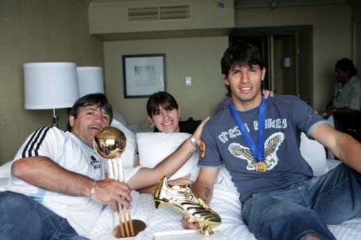 INVENTATORII uriasilor din fotbal! Fara ei, Mourinho, Messi, Ronaldo, Bergkamp sau Maldini NU ar fi existat niciodata! FOTO_29