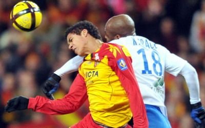 Are 18 ani si costa 10 milioane de euro! Boloni l-a retrogradat, Manchester United il cumpara! Afla cine scapa de Ligue 2: