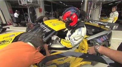 VIDEO: Corvette Racing, cea mai buna masina de la Le Mans in clasa GTE PRO! Vezi cum se da un tur perfect de circuit!