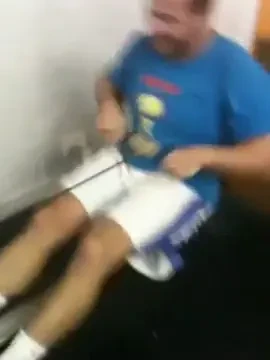 VIDEO:&nbsp;8 minute in IAD, la sala!&nbsp;Cel mai puternic om din Anglia se bate in cusca!&nbsp;Vezi cum se antreneaza: