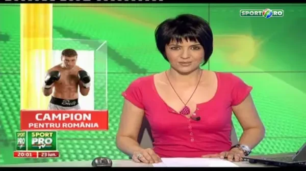 VIDEO: Bute ajunge vineri in Romania! Vezi cum va fi primit la aeroport cu steagul Romaniei semnat de Hagi si Nadia