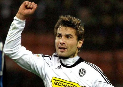 Asa va arata bucuria lui Mutu dupa primul gol la Cesena! Romanul e deja IDOL la noua echipa