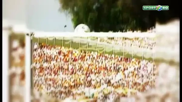 Hagi: Bute trebuie sa castige pentru noi, pentru toti romanii Trimite si tu mesajul tau!