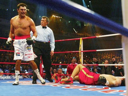 Doar 3 oameni au reusit sa il invinga pe Klitschko in 16 ani de box! REGULILE pe care trebuie sa le respecte Haye! FOTO:_2