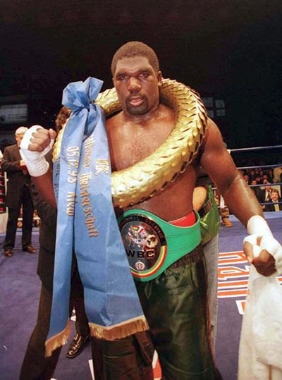 Doar 3 oameni au reusit sa il invinga pe Klitschko in 16 ani de box! REGULILE pe care trebuie sa le respecte Haye! FOTO:_5
