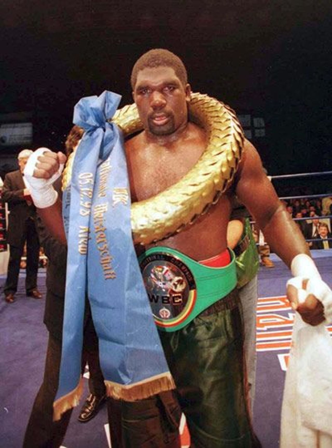 Doar 3 oameni au reusit sa il invinga pe Klitschko in 16 ani de box! REGULILE pe care trebuie sa le respecte Haye! FOTO:_5
