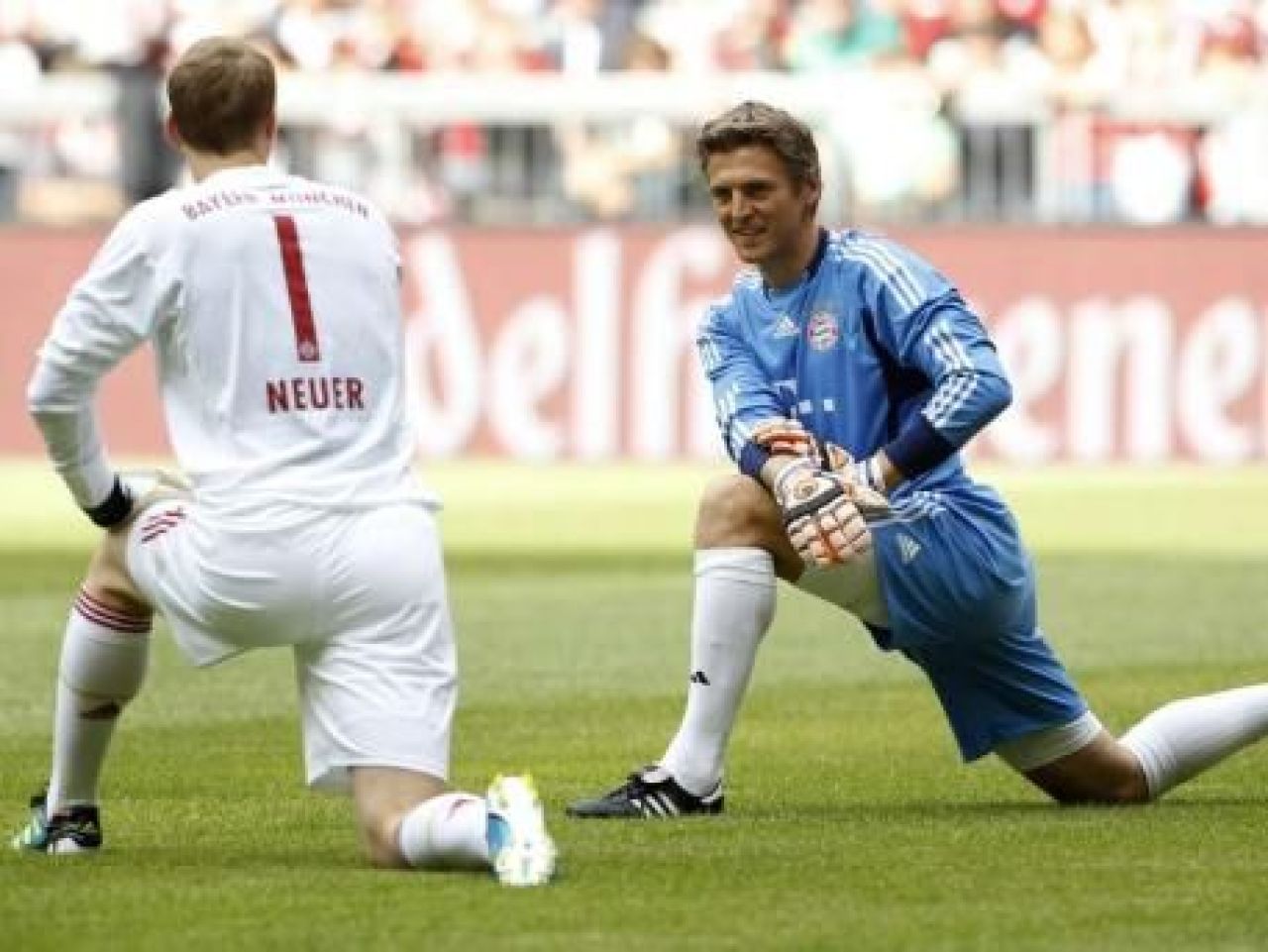 SUPER FOTO! 30.000 de oameni au venit sa vada NOUL Bayern! Neuer, prezentat oficial!_4