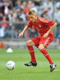 SUPER FOTO! 30.000 de oameni au venit sa vada NOUL Bayern! Neuer, prezentat oficial!_5