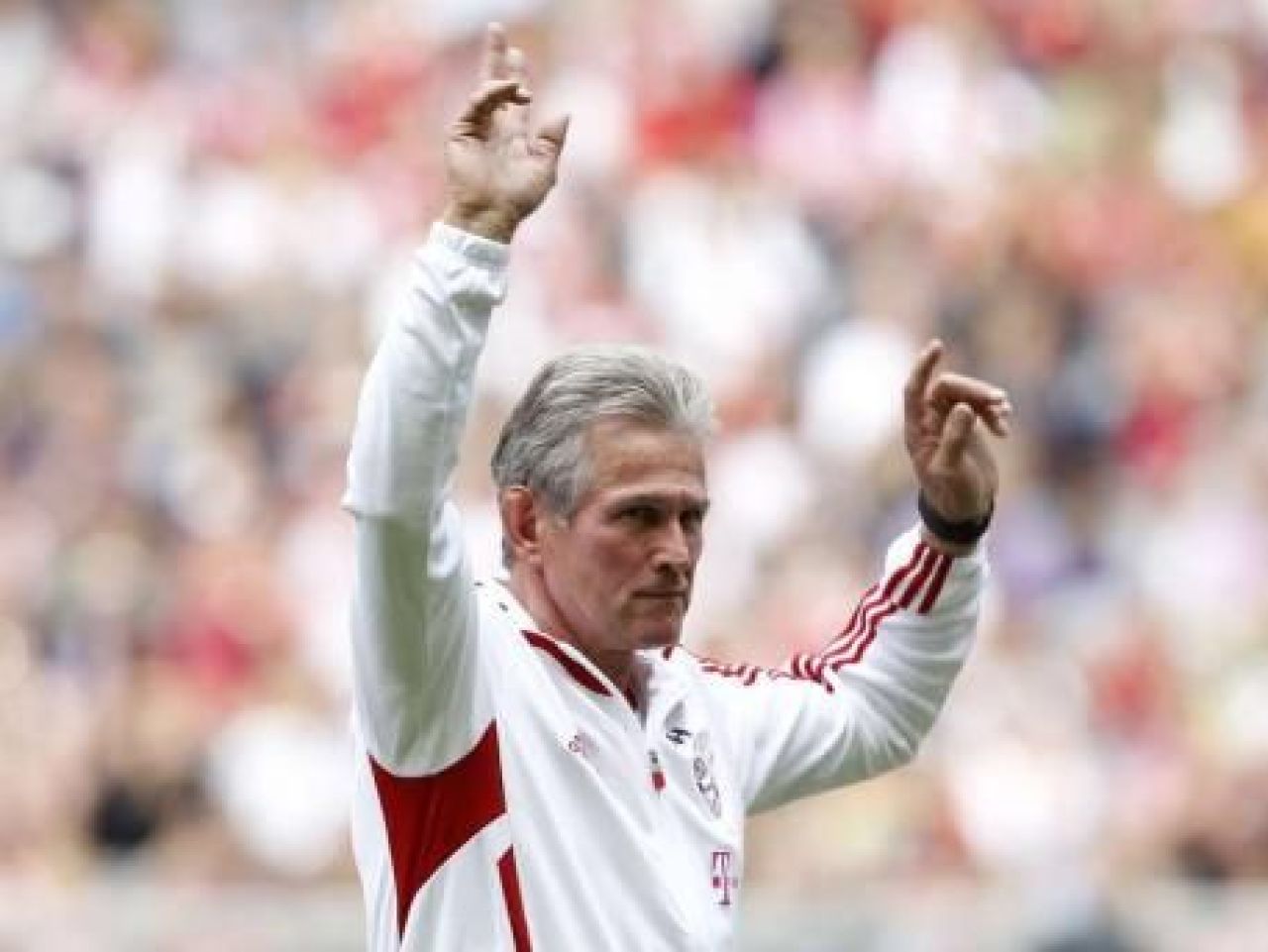 SUPER FOTO! 30.000 de oameni au venit sa vada NOUL Bayern! Neuer, prezentat oficial!_8