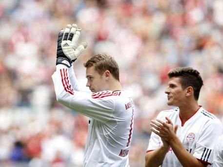 SUPER FOTO! 30.000 de oameni au venit sa vada NOUL Bayern! Neuer, prezentat oficial!_14