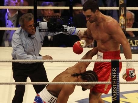 VIDEO ISTORIE in box! Klitschko e CEL MAI PUTERNIC om din lume! L-a zdrobit pe Haye si a unificat PATRU centuri mondiale!_7