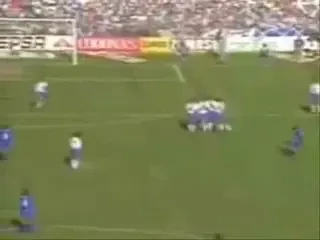 Hagi, mai tare decat Cristiano Ronaldo! Ce TORPILA a trimis acum 19 ani, pe cand juca la Real Madrid! VIDEO