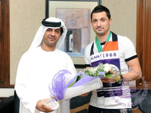 GALERIE FOTO: Mirel Radoi, prezentat OFICIAL la Al Ain! Vezi ce a spus si care a fost motivul pentru care a ales echipa lui Olaroiu!_13
