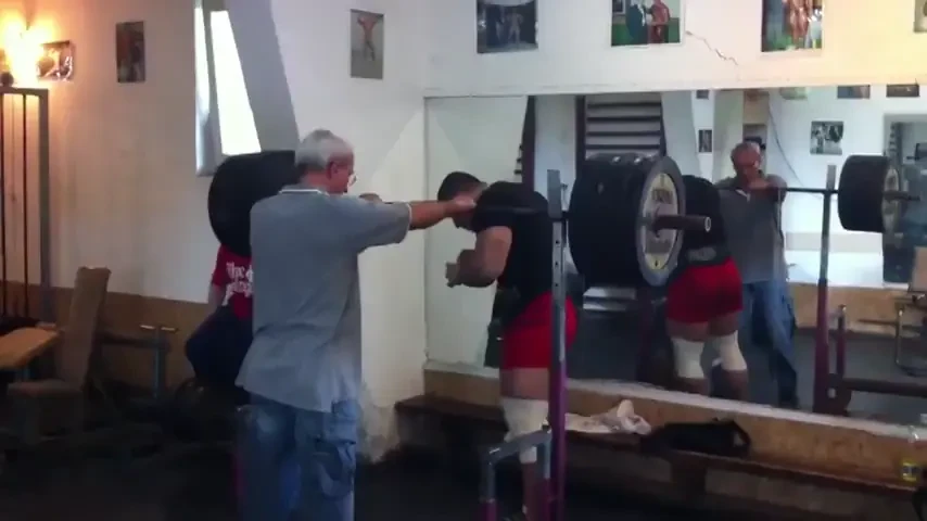 HULK e din Romania! La 21 de ani, Andrei Ciur ridica 250 kg fara probleme! VIDEO