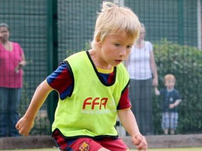 VIDEO: El e copilul care i-a lasat cu gura cascata pe cei de la Barca! Are doar 7 ani!! Vezi ce poate copilul-MINUNE!