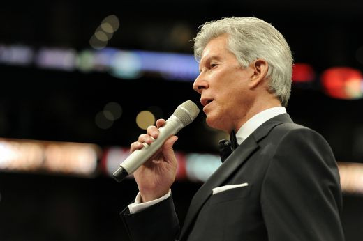Cel mai mare ringannouncer din lume a venit in Romania! Cum il ridica in slavi pe Bute legendarul Michael Buffer!