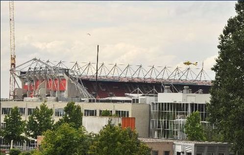 VIDEO! Primul bilant al dezastrului de pe stadionul lui Twente: 14 raniti si cel putin 1 MORT!_11