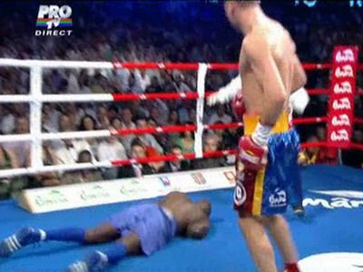 Romanii s-au bucurat in strada pentru o victorie istorica! Bute a castigat prin KO dupa o lovitura FULGER! VIDEO