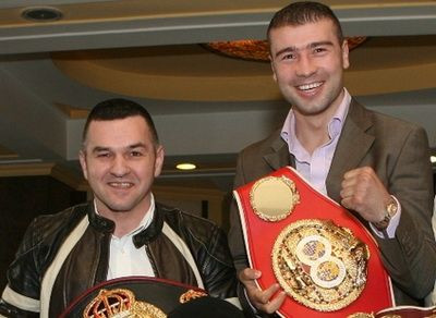 Bute a intrat DEFINITIV in istorie! Doar 3 boxeri se mai pot lauda cu performante ca ale lui! Crezi ca e cel mai bun boxer roman?