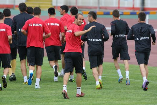 Dinamo si-a fixat un amical cu selectionata brazilienilor liberi de contract!