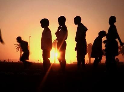 VIDEO: Iniesta, in documentarul De pe strada, pe terenul de fotbal! Vezi trailerul!