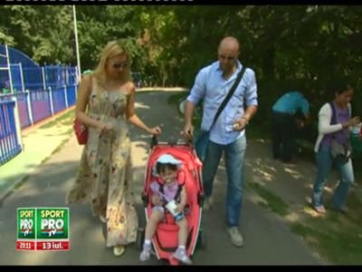 Zenga si Raluca au adus-o in Romania pe micuta Samira! IMAGINI de senzatie din familia Zenga: