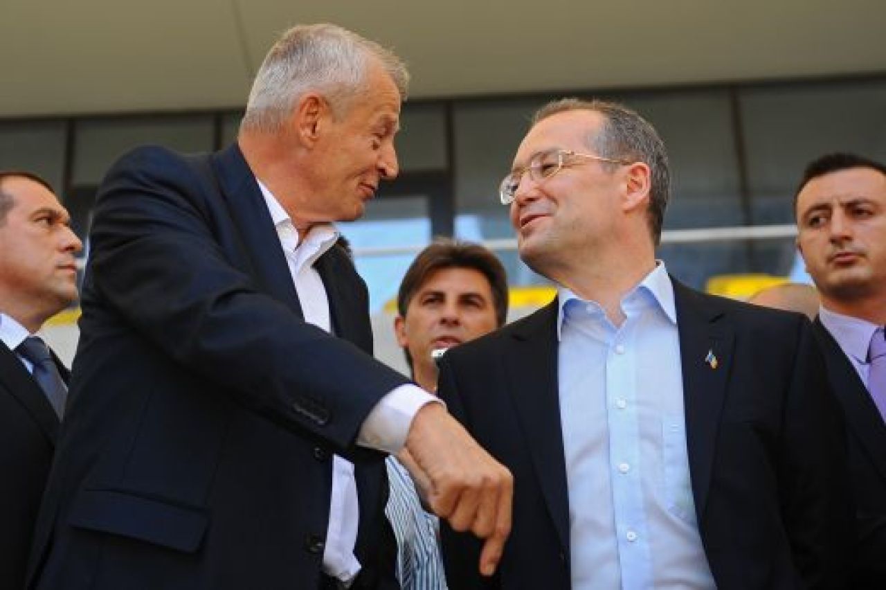 FOTO / Premierul Boc si Oprescu au fost pe