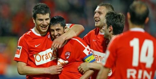 Dinamo si-a prezentat lotul cu echipa a doua: victorie cu 8-0! Vezi echipa folosita de Ciobotariu: