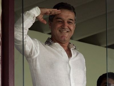 Victorie sau TRANSFERURI! Gigi Becali anunta noi schimbari daca Steaua nu castiga Supercupa! Care e jucatorul pe care pariaza seful Stelei: