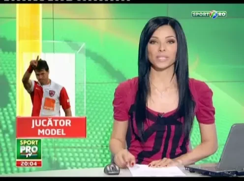 Marius Niculae si-a mai gasit un job dupa ce Dinamo i-a taiat jumatate din salariu! Se apuca de MODELING!