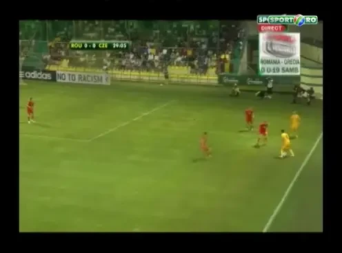 Stanciu deschide scorul pentru Romania cu un sut surprinzator din lateral!
