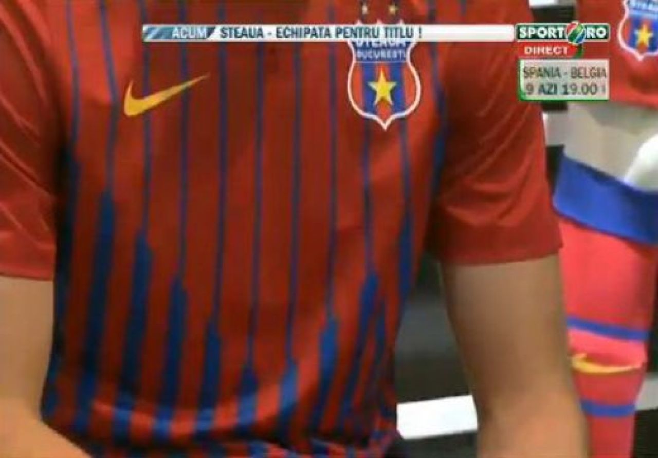 VIDEO Steaua si-a prezentat echipamentul din 13 sticle pentru noul sezon!