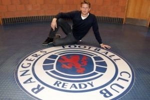 FOTO / Goian a fost prezentat pe legendarul IBROX Park! Toti fanii se roaga de el sa joace! Vezi cand va debuta!_5