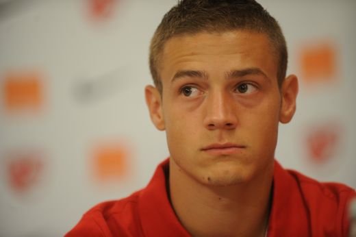Torje isi prelungeste contractul cu Dinamo in 7 zile! Vezi ce clauza de transfer isi baga: Au fost oferte de la Rubin si PSG pentru el