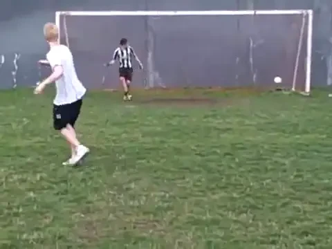 VIDEO! Cum se repeta cea mai tare schema din istorie la penalty in CURTEA SCOLII!